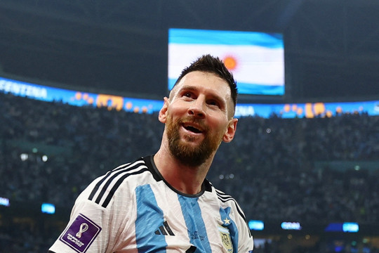 Messi xô đổ hàng loạt kỷ lục sau trận thắng Croatia