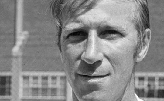 Cựu cầu thủ Anh vô địch World Cup 1966 từng mắc bệnh ung thư hạch, những dấu hiệu nào cần lưu ý?