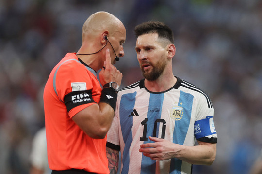Argentina hưởng số penalty kỷ lục tại World Cup 2022
