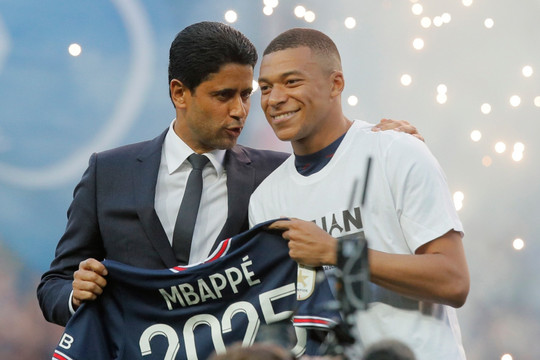 Chủ tịch PSG ủng hộ Mbappe vô địch World Cup