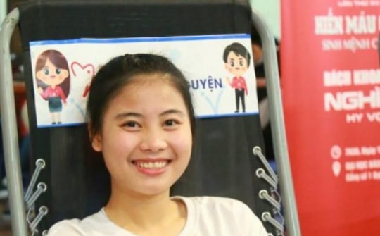 Giọt máu ấm giữa trời giá lạnh đảm bảo nguồn máu cho người bệnh dịp Tết Nguyên đán