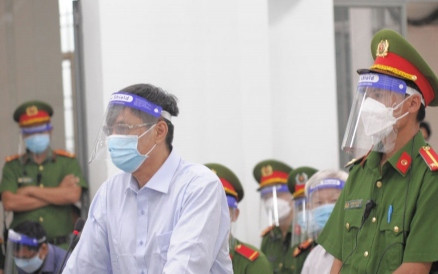 3 cựu lãnh đạo tỉnh Khánh Hòa tiếp tục hầu tòa liên quan đến “đất vàng”