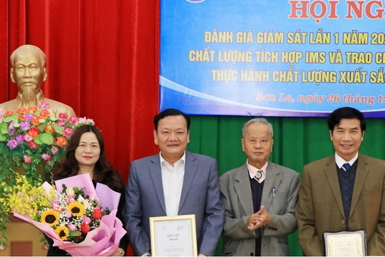 Sở GD&ĐT Sơn La nhận giải thưởng Thực hành xuất sắc chất lượng châu Á