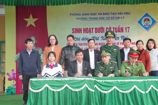 Nam Định đẩy mạnh tuyên truyền không sử dụng pháo nổ cho học sinh