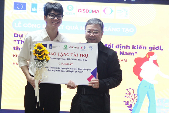 Học viện Phụ nữ Việt Nam trao giải cuộc thi sáng kiến giới