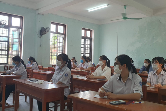 Hơn 900 thí sinh đạt giải ở kỳ thi chọn HS giỏi lớp 9 và 12 cấp tỉnh Quảng Bình
