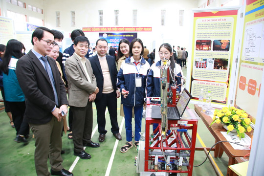 Hơn 100 đề tài của học sinh Quảng Trị tham gia thi Khoa học kỹ thuật cấp tỉnh