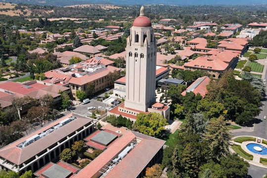 ĐH Stanford gỡ bỏ bộ hướng dẫn ngôn từ độc hại