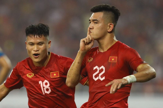Việt Nam 1-0 Thái Lan: Tiến Linh tỏa sáng