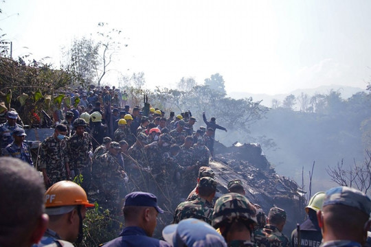 Nhân chứng bàng hoàng kể lại giờ phút cuối của máy bay gặp nạn ở Nepal