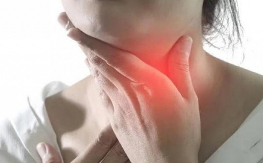 Nguyên nhân và cách điều trị viêm họng, viêm thanh quản
