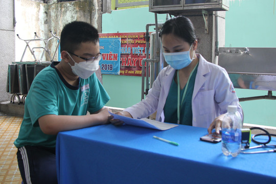 TPHCM kiểm tra y tế hơn 50 trường học các cấp