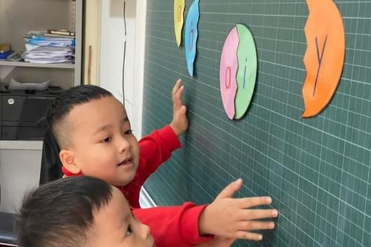 Phụ huynh Hà Nội lo con thi tuyển lớp 1 ngoài công lập