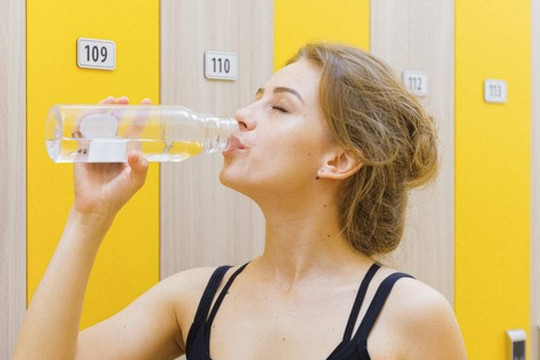 Không uống đủ nước có thể rút ngắn tuổi thọ của bạn