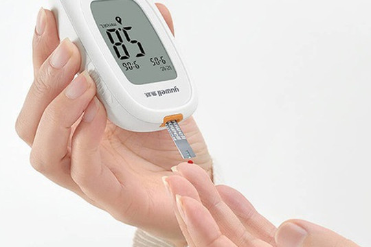 Cách đo đường huyết cho kết quả chính xác và 3 sai lầm phổ biến