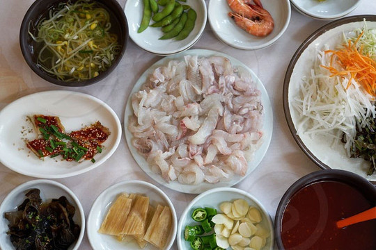 Kinh nghiệm đi Hàn Quốc và 6 món ăn tươi nuốt sống nên thử