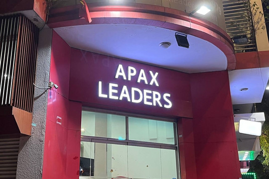 133 phụ huynh nộp đơn tố Apax Leaders thu hơn 7 tỷ nhưng không dạy