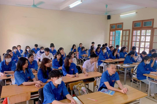 Đổi mới hình thức rèn đạo đức cho học sinh huyện biên giới Sông Mã