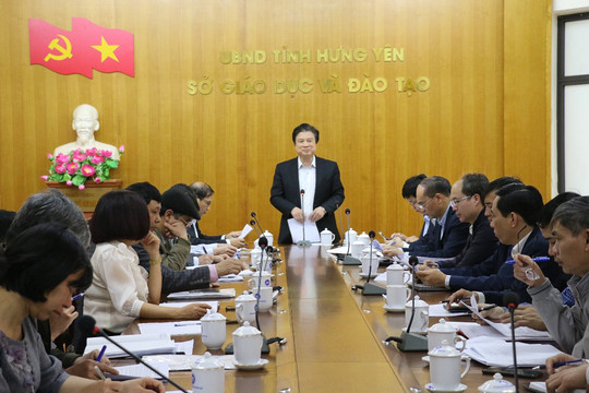 Bộ GD&ĐT giám sát triển khai Chương trình mới tại Hưng Yên