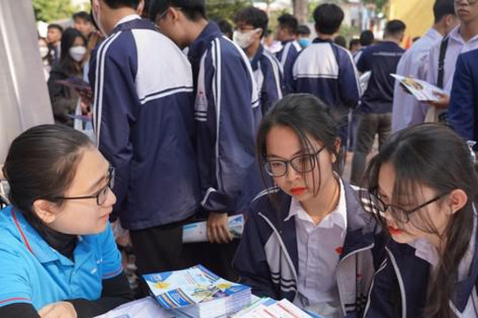 Đại học Quốc gia Hà Nội đưa 7.000 sinh viên lên Hòa Lạc