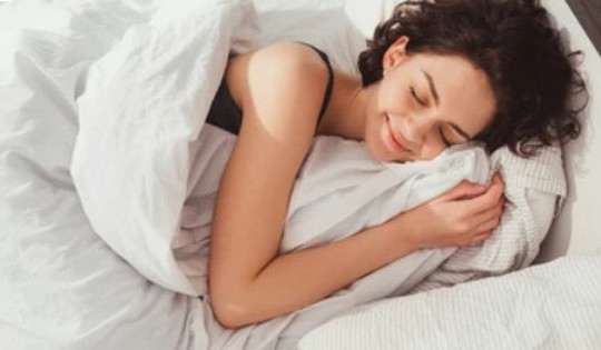 Ngủ bao lâu là tốt nhất cho sức khỏe?