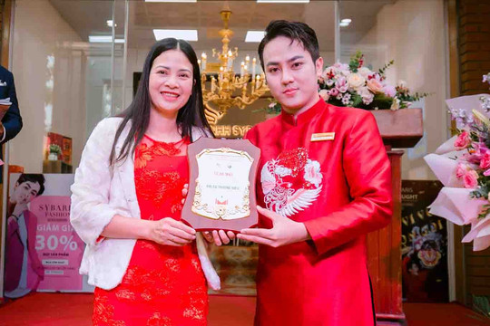 Ca sĩ Dương Tùng Nhân làm Đại sứ thương hiệu Yến sào Minh Châu