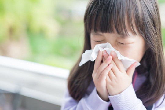 Nhiều trẻ nghỉ học vì cúm A, chuyên gia cảnh báo triệu chứng nhiễm bệnh