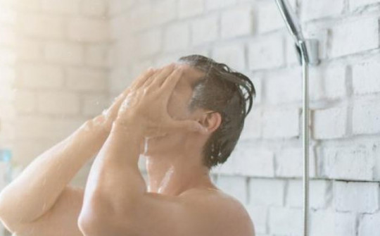 Xông hơi và tắm nước nóng có làm giảm chất lượng tinh trùng?