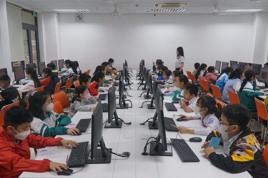 Hơn 1.500 học sinh Hà Nội tham gia Trạng Nguyên Tiếng Việt