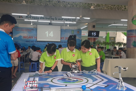 Học sinh Đà Nẵng hào hứng với Ngày hội STEM - Đại dương với sự sống con người