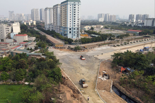 Hình ảnh đường nối khu đô thị Phương Canh đi quốc lộ 32 sau nhiều năm thi công