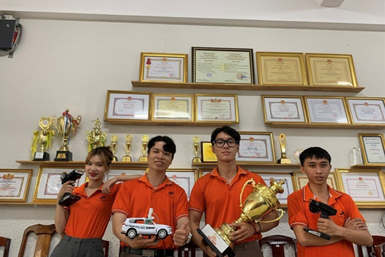 Sinh viên Lạc Hồng lọt vào vòng chung kết cuộc thi xe tự hành quốc tế
