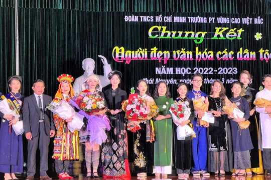 Tôn vinh nét đẹp văn hóa Việt