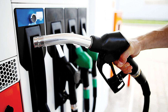 Giá dầu thế giới tăng vọt, giá xăng trong nước sắp tới thế nào?