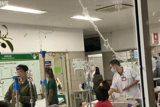 Thông tin vụ 50 học sinh tiểu học ở Hà Nội ngộ độc sau khi dã ngoại