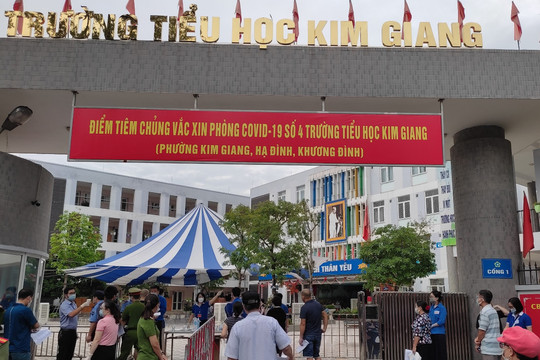 42 học sinh trường Tiểu học Kim Giang ra viện