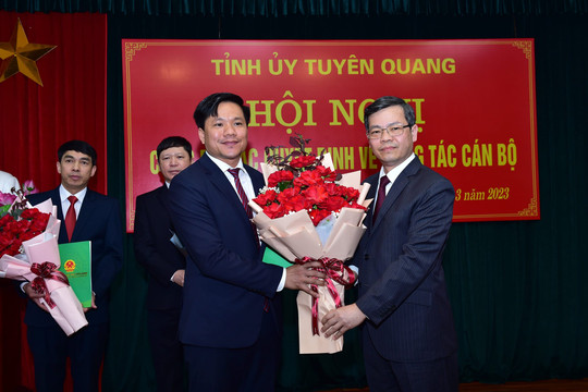Tuyên Quang bổ nhiệm tân Phó Giám đốc Sở GD&ĐT