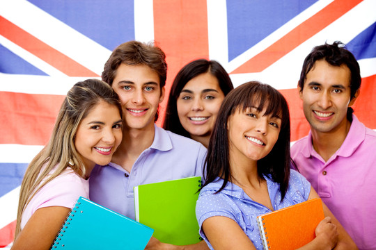 Thí sinh đăng ký học tại Anh dự báo tăng vọt