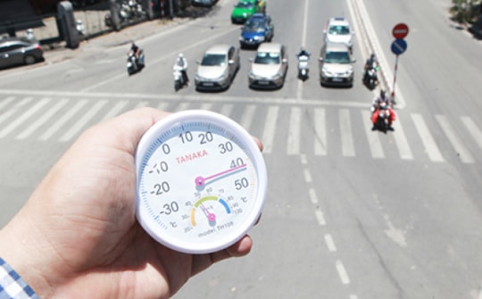 Nắng nóng gia tăng cường độ ở miền Bắc và miền Trung trong tháng 4/2023