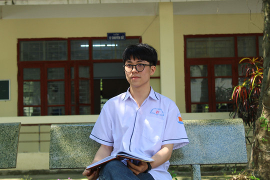 Nam sinh trường chuyên Lam Sơn đoạt giải Nhất Quốc gia môn Địa lý