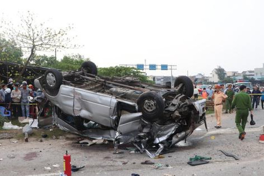 Thông tin mới vụ tai nạn thảm khốc 10 người chết ở Quảng Nam