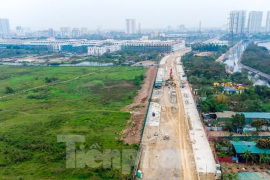 Đường nối Tam Trinh - Pháp Vân 1,9 km làm 4 năm chưa xong