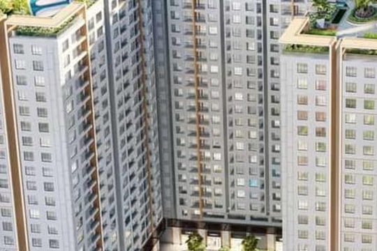 Nữ thợ hồ rớt từ tầng 11 chung cư xuống đất tử vong