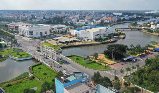 Long An đấu giá hai mảnh đất ở hơn 1.100 m2 tại huyện Thạnh Hóa, khởi điểm hơn 7,4 tỷ đồng
