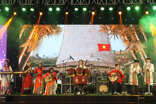 Sôi động đêm chung kết liên hoan ban nhạc học sinh Hà Nội