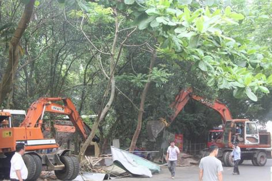 Cưỡng chế hàng loạt công trình chiếm đất tại bán đảo Sơn Trà, Đà Nẵng