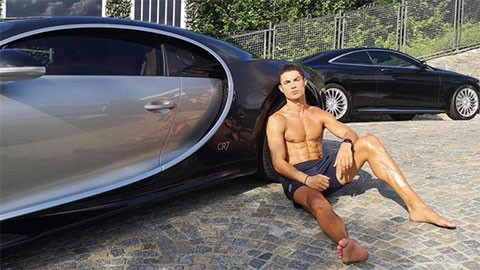 Ronaldo đánh đổi siêu xe chỉ để lấy số điện thoại của gái lạ