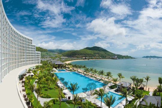 Du lịch 30/4 ở Nha Trang: 5 khách sạn gần biển có view siêu đẹp