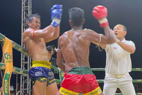 Tranh cãi trước SEA Games 32 ở trận võ sĩ Muay Thái hạ tay đấm Campuchia