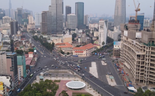 Lộ diện 'hoa sen' khổng lồ ở ga trung tâm Bến Thành, metro số 1